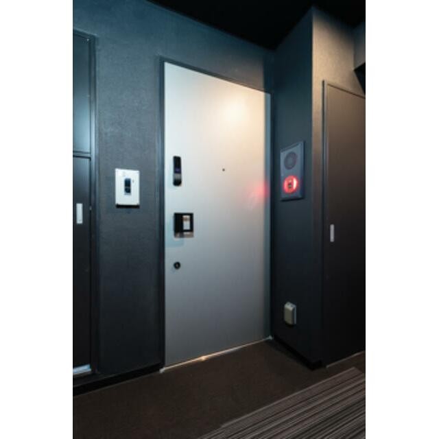 ※写真は同タイプ住戸です。(玄関)