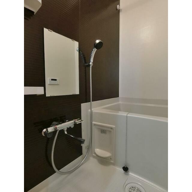 追焚きや浴室暖房乾燥機能付き！一日の終わりに快適なバスタイムを！(風呂)