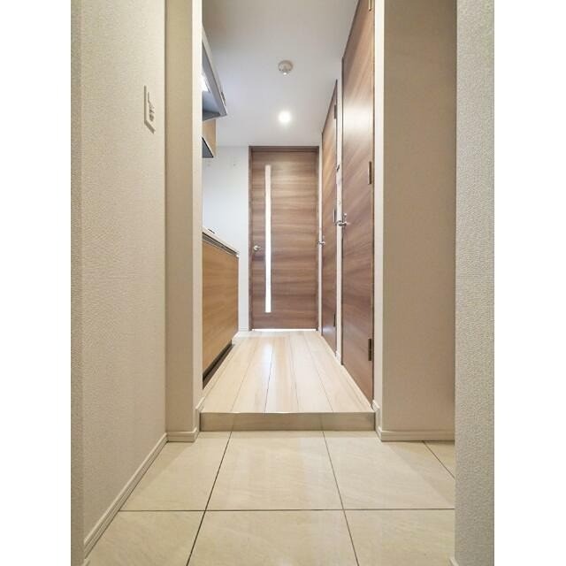 ※同仕様写真含む(玄関)