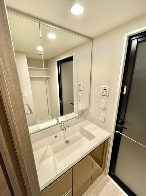 ※同仕様写真含む(内装)