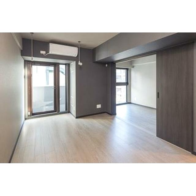 ※同仕様写真含む(居間)