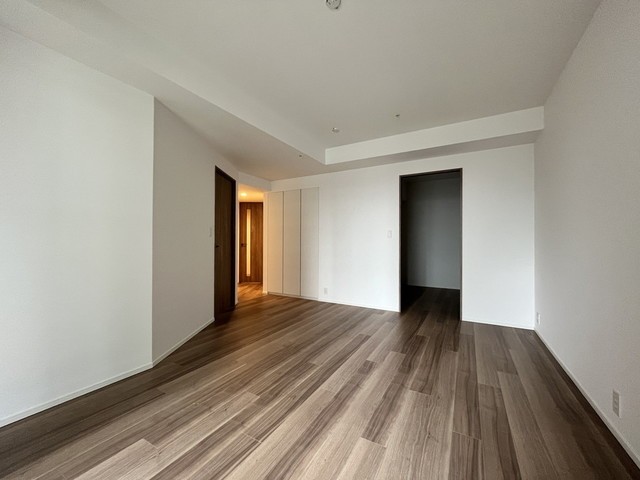 ※写真は同タイプ住戸です。(居間)