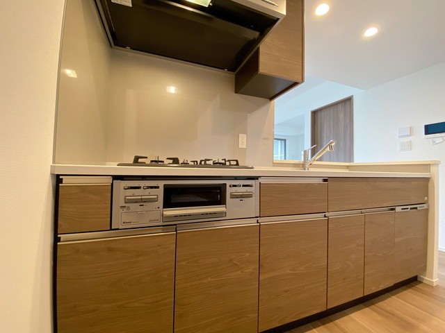 ※写真は同タイプ住戸です。(キッチン)