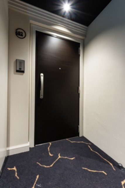 ※写真は同タイプ住戸です。(玄関)