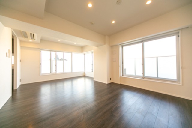 ※写真は同タイプ住戸です。(居間)