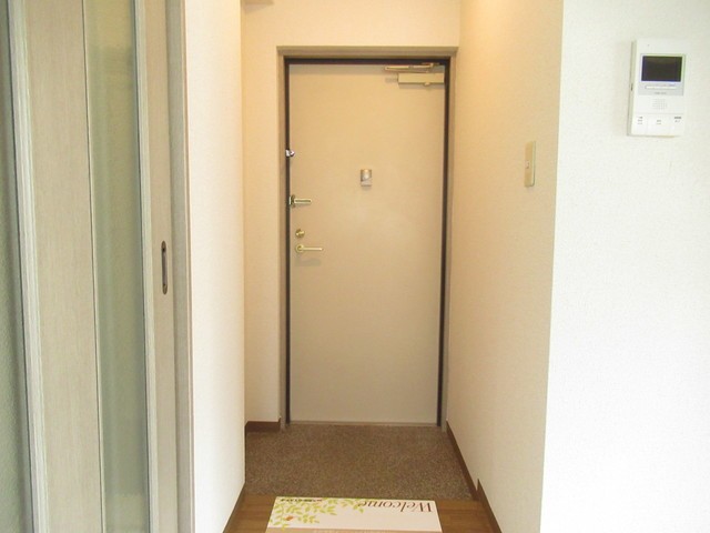 (玄関)