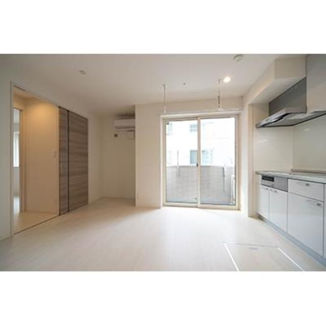 ※写真は同タイプ住戸です。(居間)