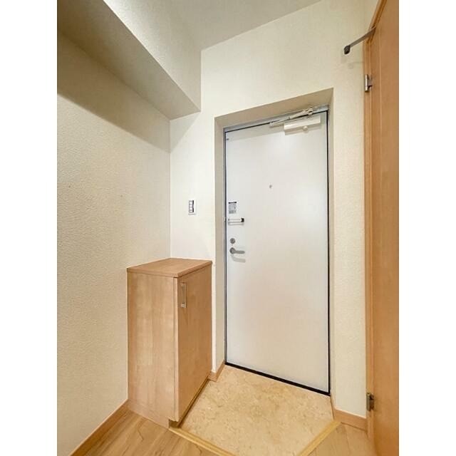 ※同仕様写真含む(玄関)