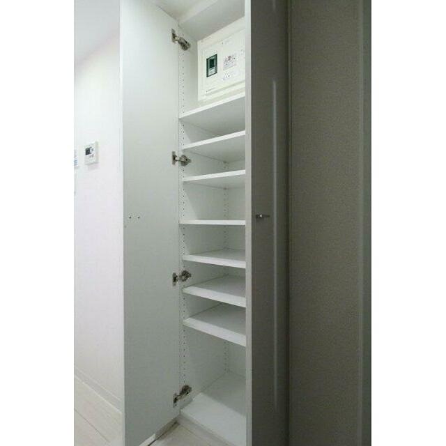 ※同仕様写真含む(玄関)