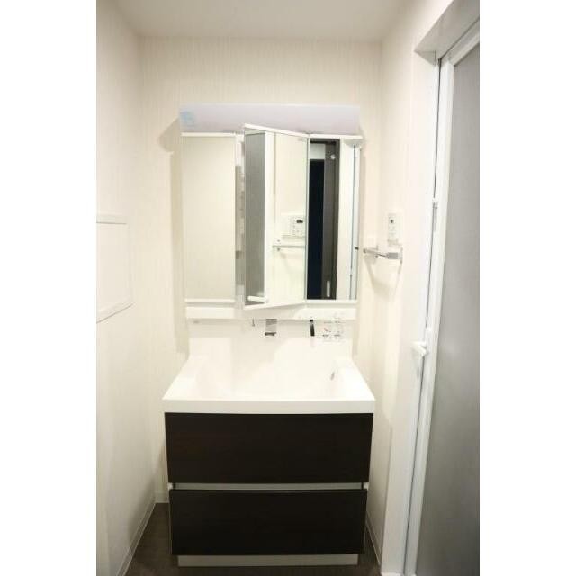 ※同仕様写真含む(内装)