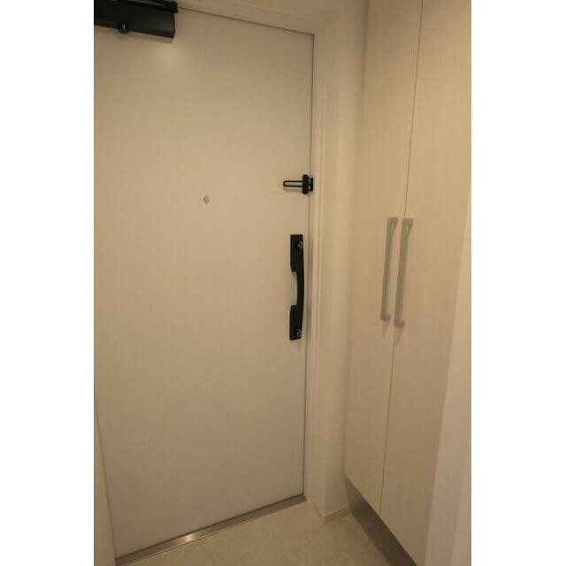 ※同仕様写真含む(玄関)