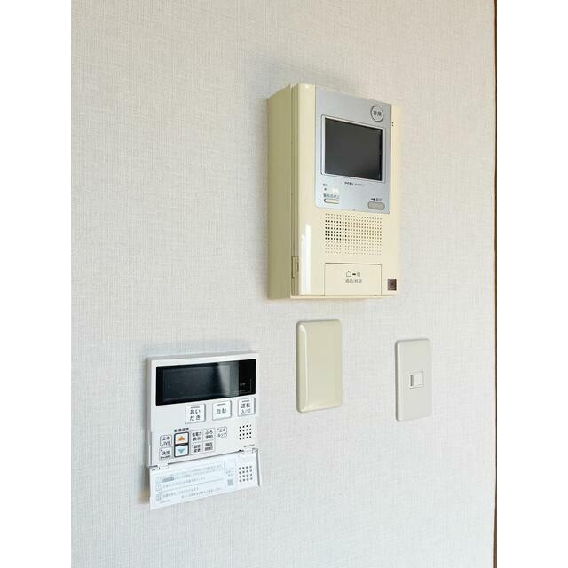 同タイプ別号室のもののため実際のお部屋と仕様・内装等が一部異なる場合がございます。