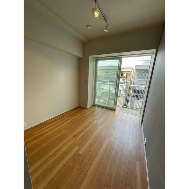 参考写真、別部屋のものです(居間)