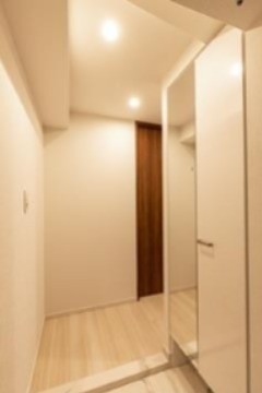 ※同仕様写真含む(玄関)