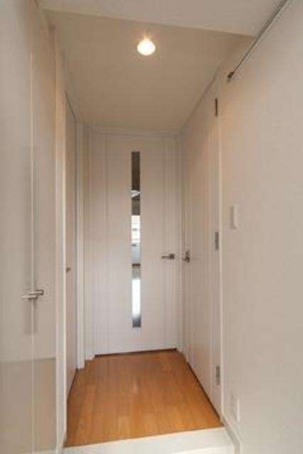 ※写真は同タイプ住戸です。(玄関)