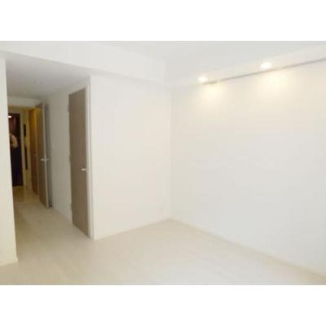 ※写真は同タイプ住戸です。(居間)