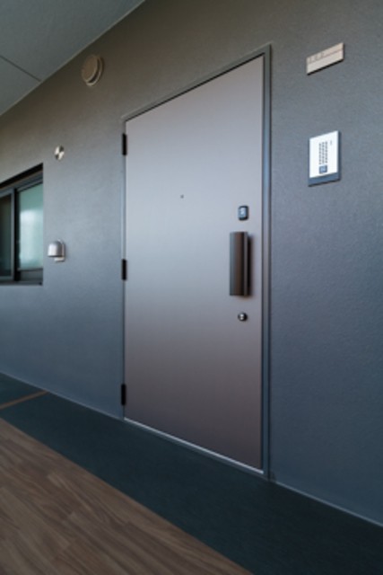 ※写真は同タイプ住戸です。(玄関)