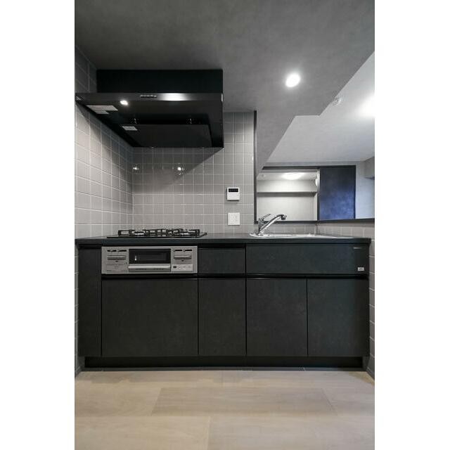 ※写真は同タイプ住戸です。(キッチン)