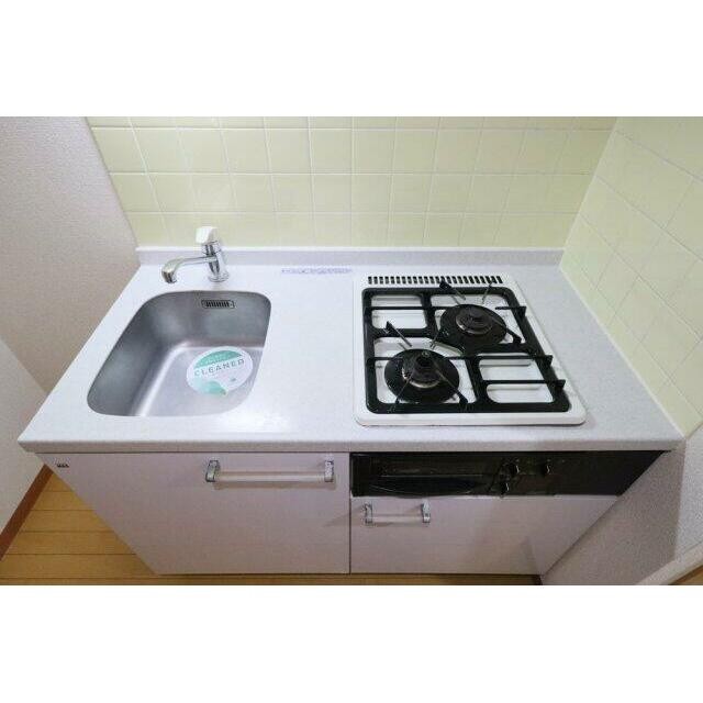 システムキッチン（2口ガスコンロ・グリル付）(キッチン)