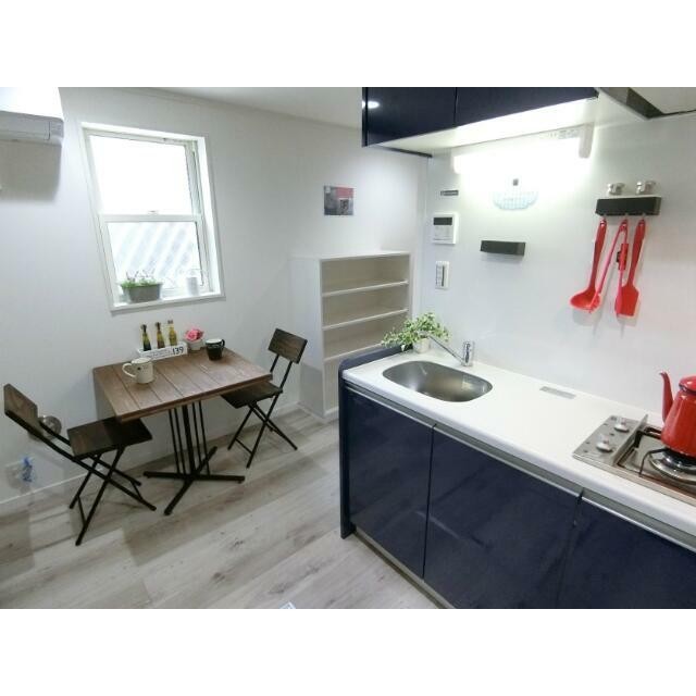 DKにはダイニングセットが置けるので、寝食が分けれます！(キッチン)