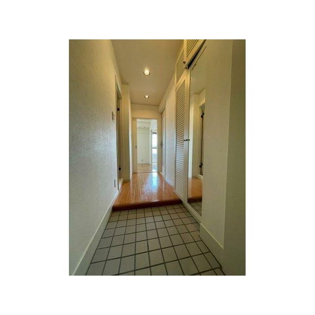 ※別部屋参考写真(玄関)