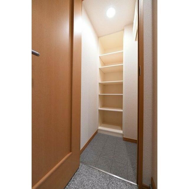 シューズインクローゼット(内装)