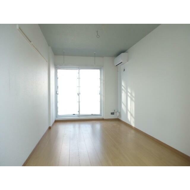 ※同仕様写真含む(居間)