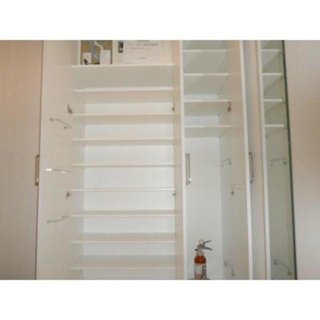 ※写真は同タイプ住戸です。(内装)