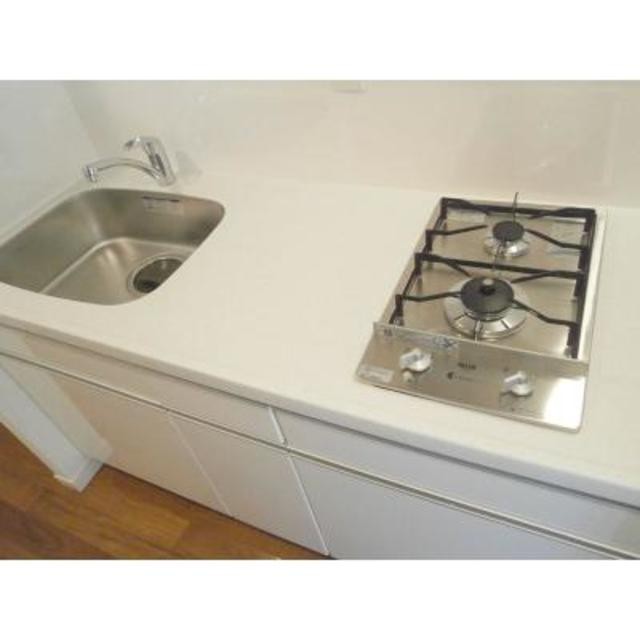 ※写真は同タイプ住戸です。(キッチン)