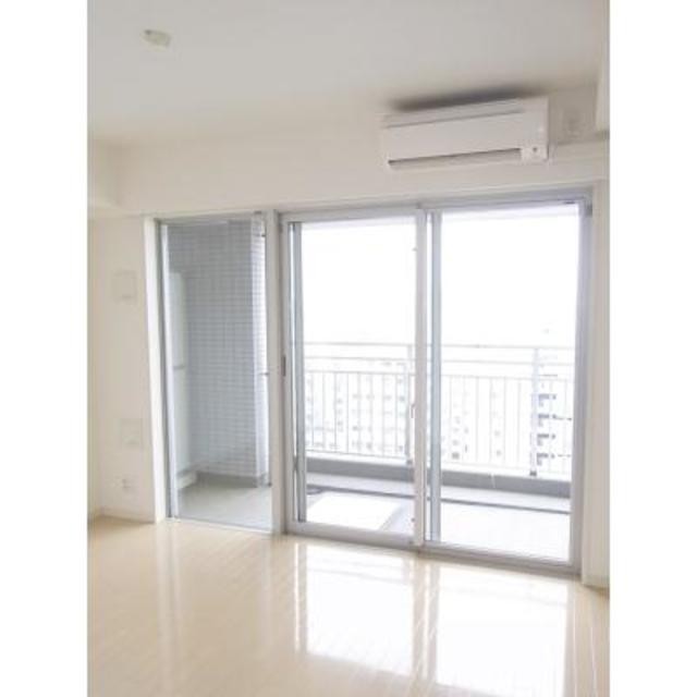 ※写真は同タイプ住戸です。(居間)