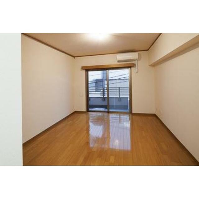 ※写真は同タイプ住戸です。(居間)