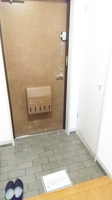 ※同仕様写真含む(玄関)