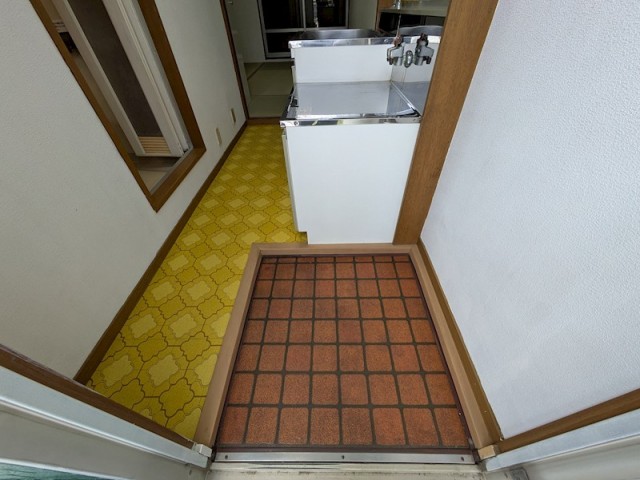(玄関)