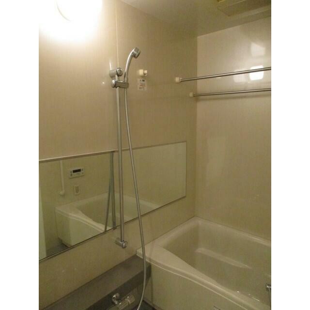 O2タイプ2016年12月撮影 同タイプ416号室の写真です。(風呂)