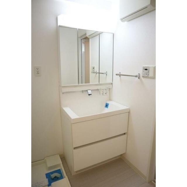 ※同仕様写真含む(内装)