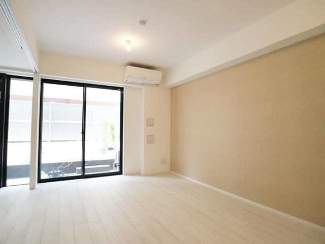 ※写真は同タイプ住戸です。(居間)