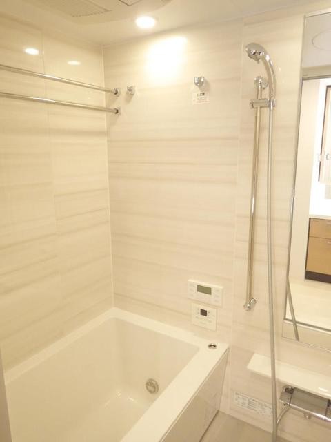 ※写真は同タイプ住戸です。(風呂)