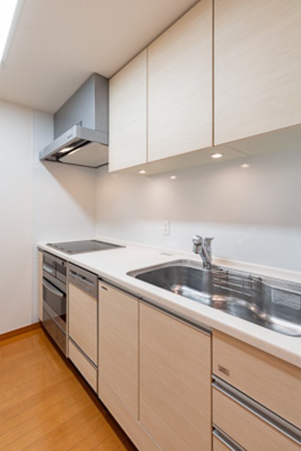 ※写真は同タイプ住戸です。(キッチン)