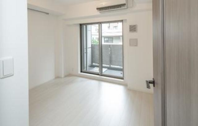 ※写真は同タイプ住戸です。(居間)