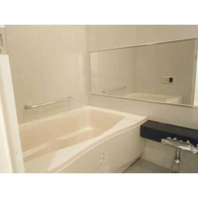 ※写真は同タイプ住戸です。(風呂)