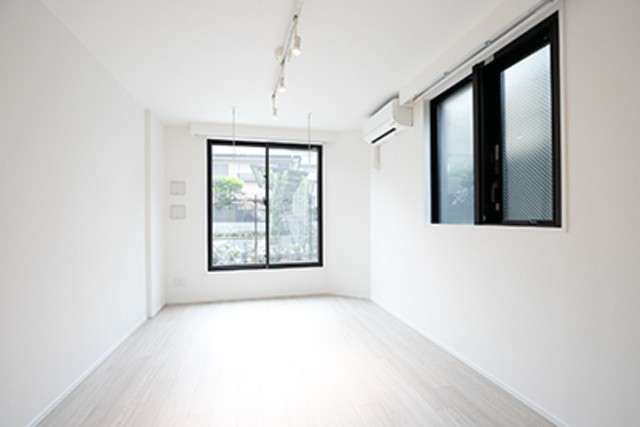 ※写真は同タイプ住戸です。(居間)