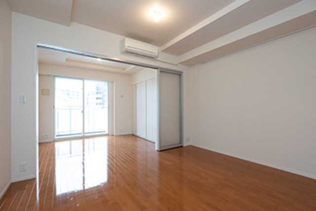 ※写真は同タイプ住戸です。(居間)