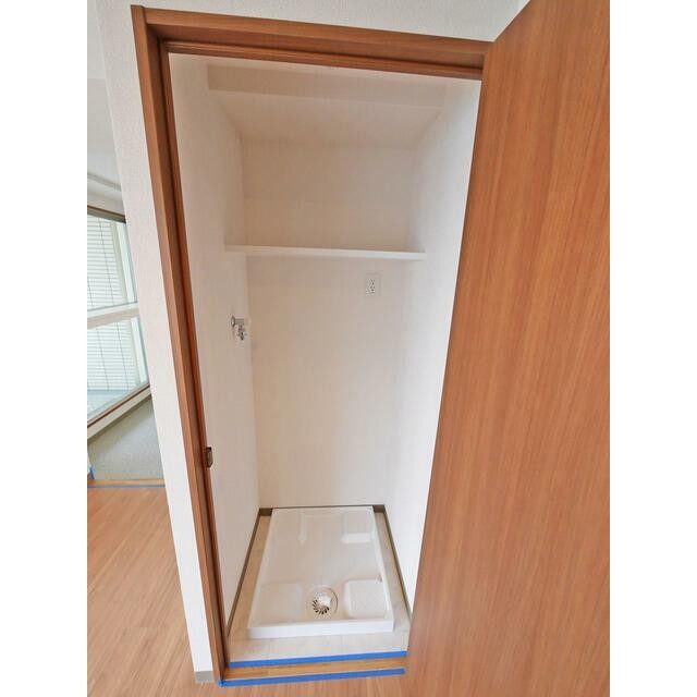 洗濯機置き場 扉で隠せます