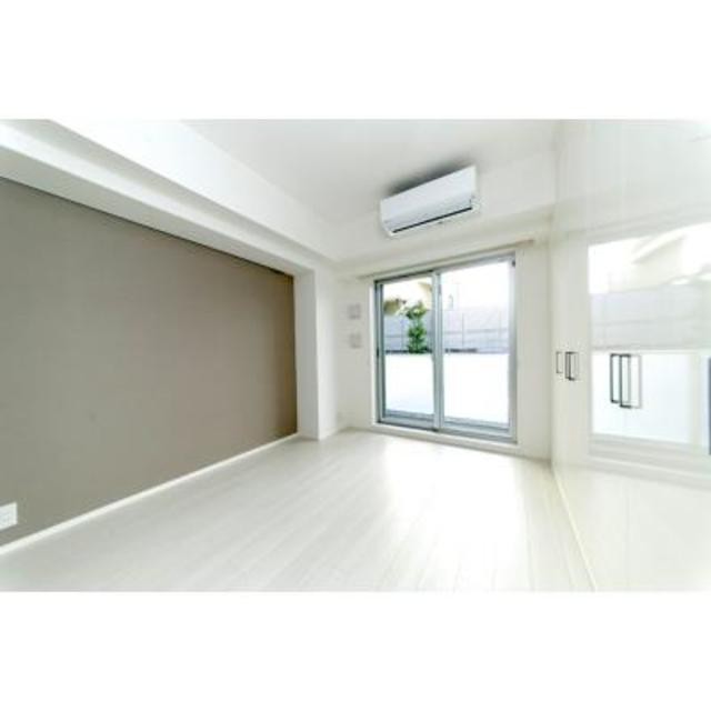 ※写真は同タイプ住戸です。(居間)