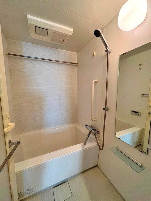 ※写真は同タイプ住戸です。(風呂)