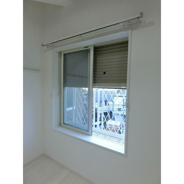 安心の防犯シャッター付き！