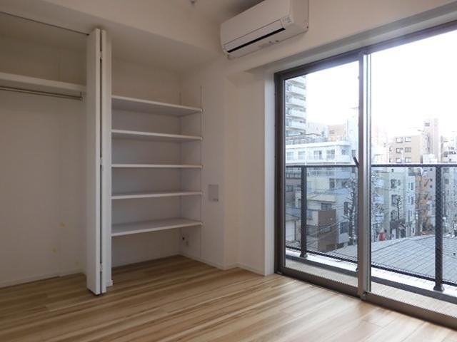 ※同仕様写真含む(居間)