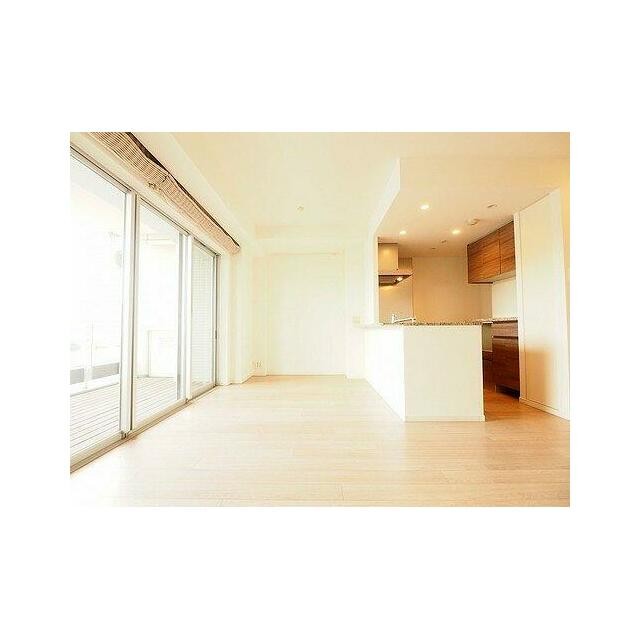 リビングダイニング別角度（北側から）