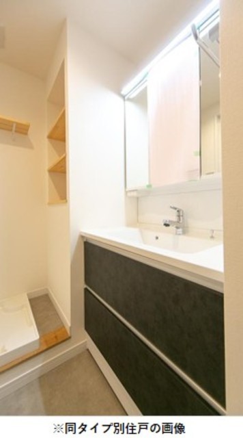 ※写真は同タイプ住戸です。(内装)