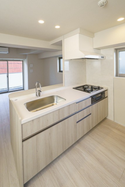 ※写真は同タイプ住戸です。(キッチン)